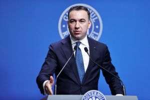 Bogdan Ivan: "Acum o lună era o psihoză că vor creşte preţurile la 10 lei motorina şi benzina"